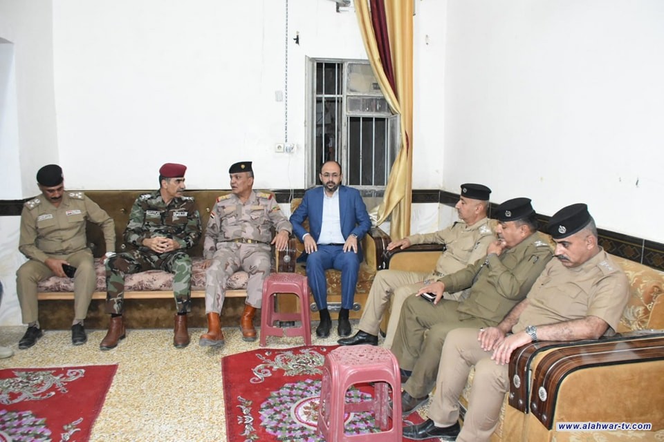 قائد شرطة ذي قار يشرف على سير الإجراءات الأمنية في قضاء النصر ويتراس اجتماعا أمنيا